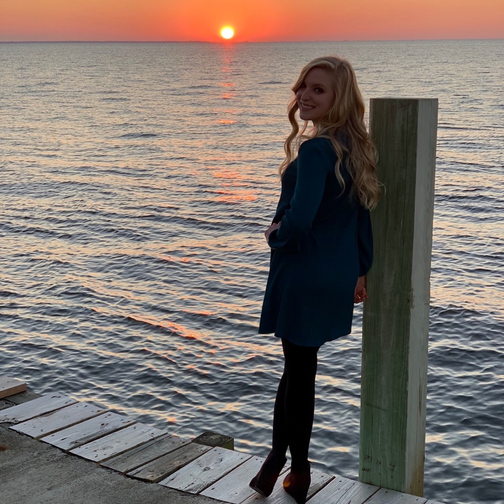 Meet your Posher, Lauren